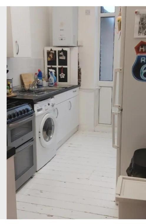 Centrel To London Single Bed Room Quiet Home With Host And Breakfast 외부 사진